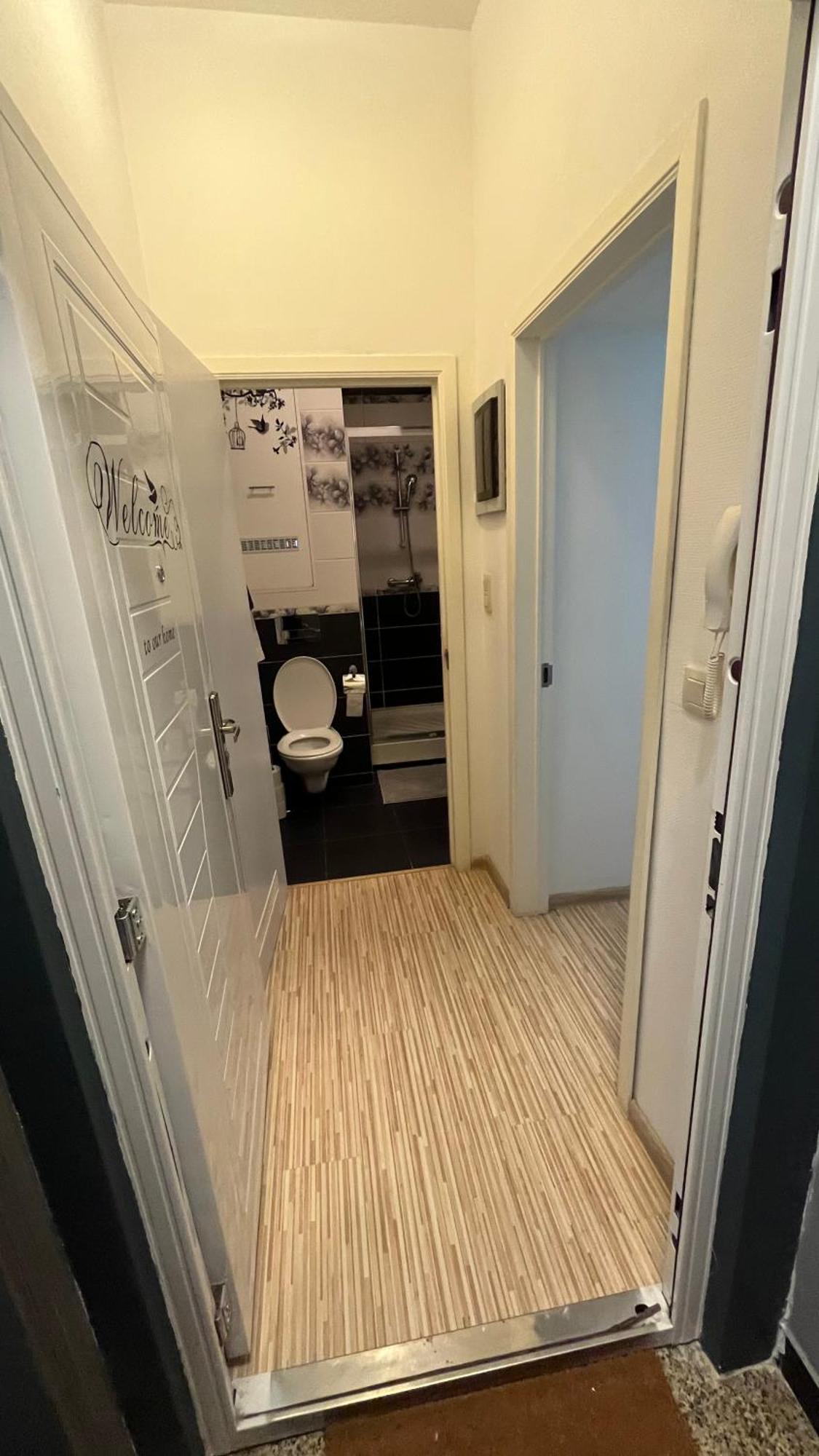 Two Bedroom Flat - Hyper Center Brussel Bagian luar foto