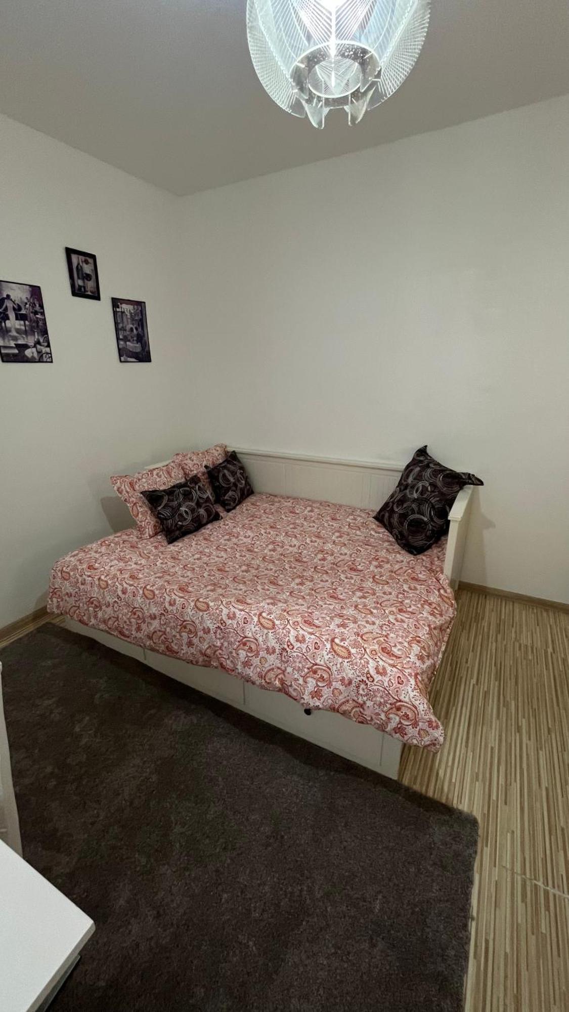 Two Bedroom Flat - Hyper Center Brussel Bagian luar foto